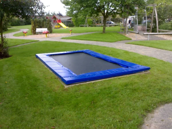 Rekrea Bouncer_Blue Trampolinrammepude til Elfje Rekrea Bouncer | 431 x 255 cm Extra